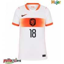 Camiseta Países Bajos Donyell Malen #18 Visitante Equipación para mujer Mundial 2026 manga corta